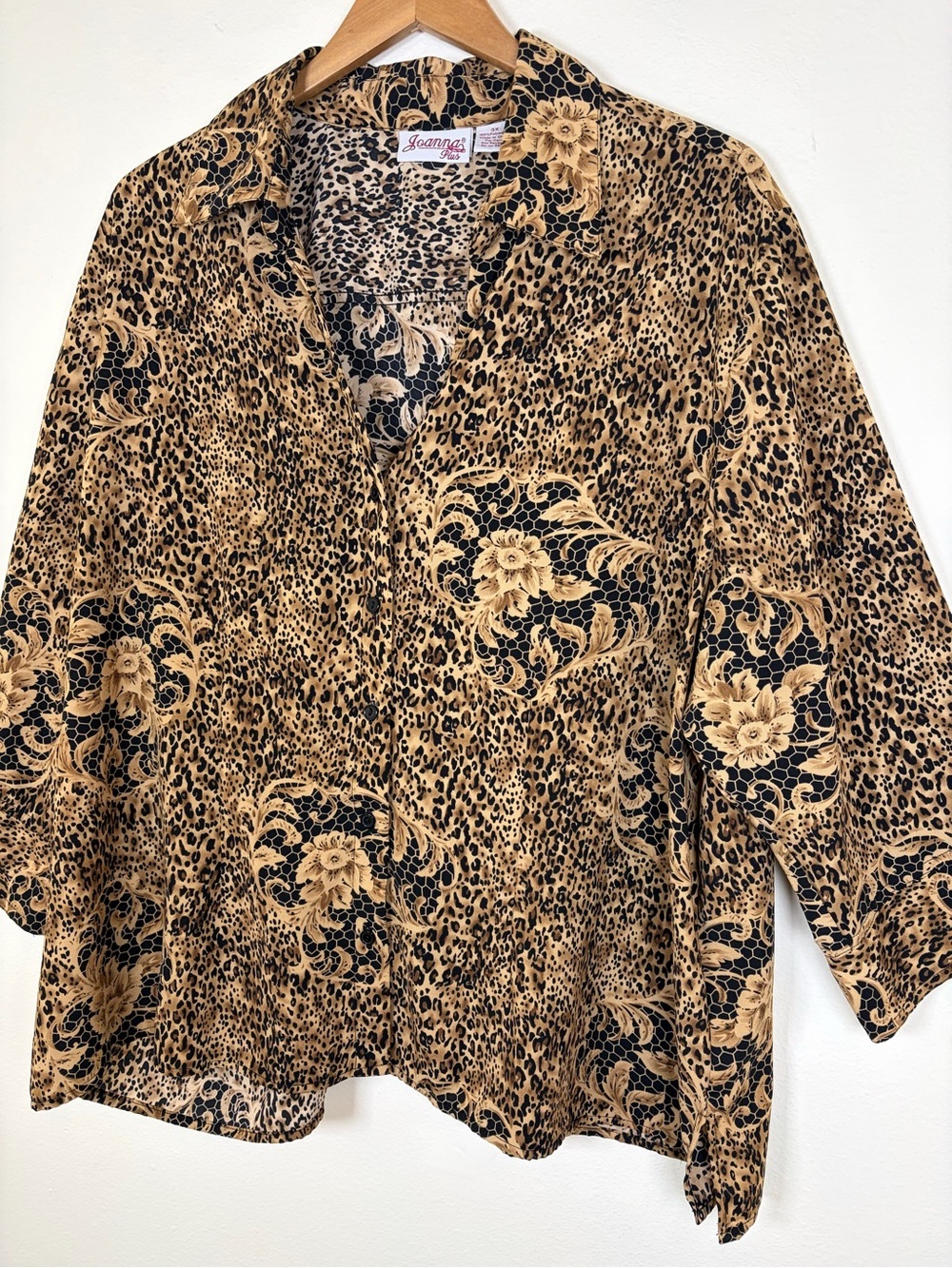 Joanna Plus 3X Leopard Floral Button Front Blouse Animal Print Women’s Top